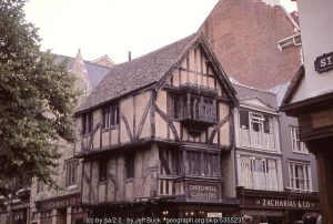 26–27 Cornmarket Street, Oxford before restoration